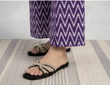 2-PC Stitched Printed Arabic Lawn Suit